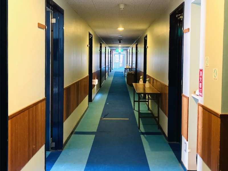 志賀高原のホテルの館内